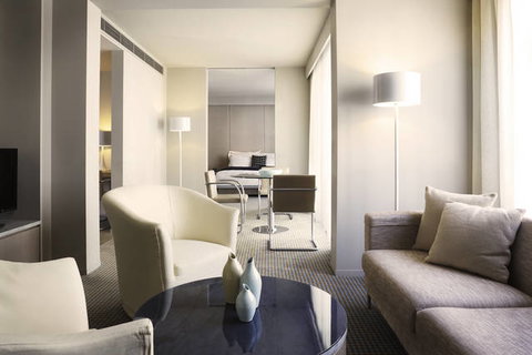 Hotel Realm - New South Wales Tourism  1