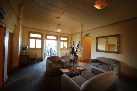 Hotel Victoria - New South Wales Tourism  0