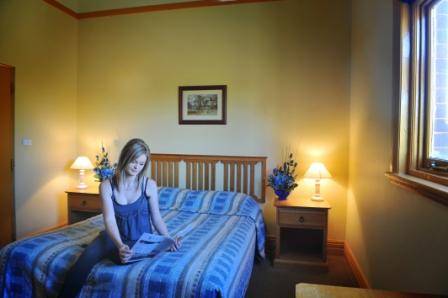 Hotel Victoria - New South Wales Tourism  1