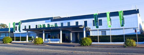 Ibis Styles Broken Hill - New South Wales Tourism  0