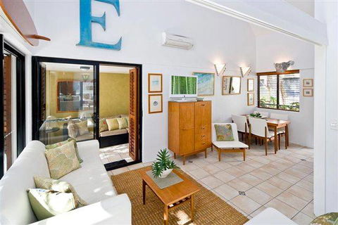 Julians Apartments - New South Wales Tourism  1