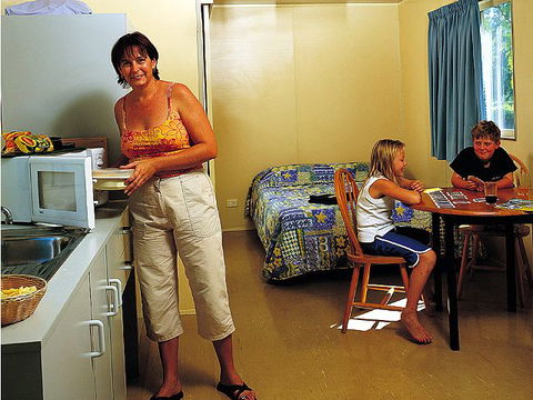 Kakadu Lodge & Caravan Park - New South Wales Tourism  3