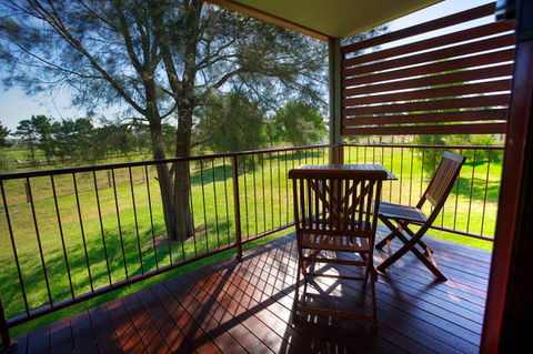 Killarney View Cabins And Caravan Park - New South Wales Tourism  2