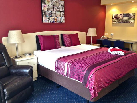 Kyabram Motor Inn - New South Wales Tourism  0