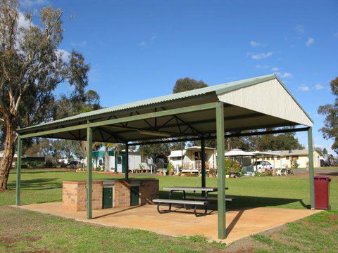 Lake View Caravan Park - New South Wales Tourism  2