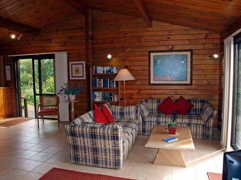Lavendula Garden Cottage - New South Wales Tourism  0