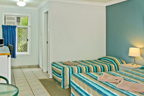 Limassol Motel - New South Wales Tourism  7