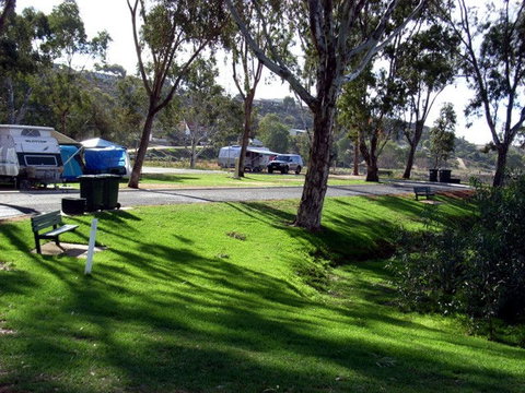 Mannum Caravan Park Cabins - New South Wales Tourism  2