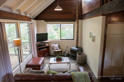 Margaret River Stone Cottages - New South Wales Tourism  0