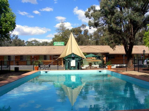 Matthew Flinders Motor Inn - New South Wales Tourism  0