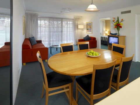 Medina Serviced Apartments Canberra - New South Wales Tourism  1