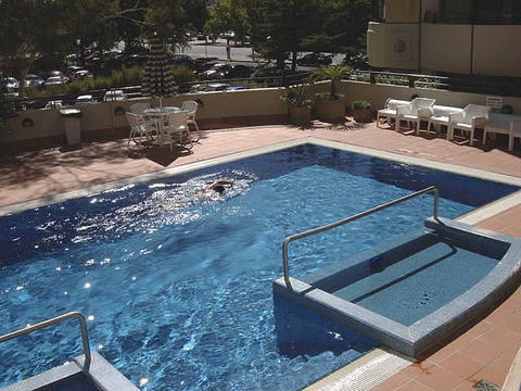 Medina Serviced Apartments Canberra, James Court - New South Wales Tourism  0
