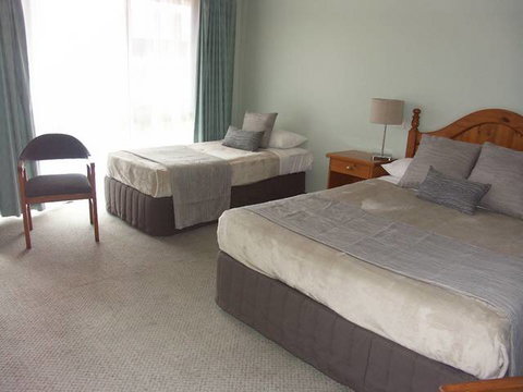 Melaleuca Motel - New South Wales Tourism  0