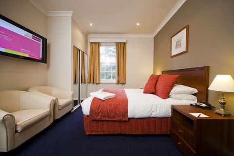 Mercure Canberra - New South Wales Tourism  7