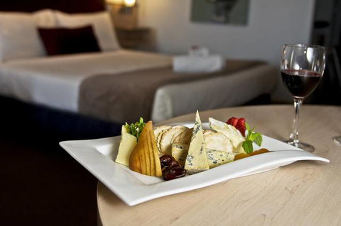 Metro Hotel Perth - New South Wales Tourism  6