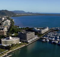Hilton Cairns