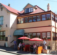 Jamison Guesthouse and The Rooster Restaurant - New South Wales Tourism 