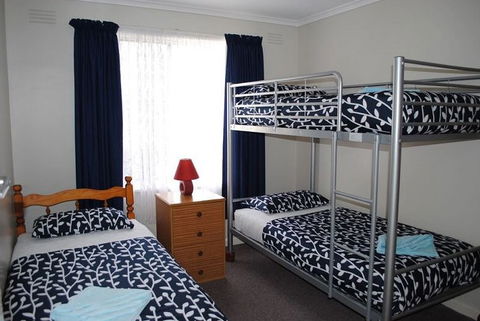 Killara Holiday Flats - New South Wales Tourism  2
