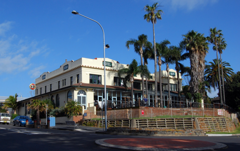 Ocean Beach Hotel - New South Wales Tourism  39