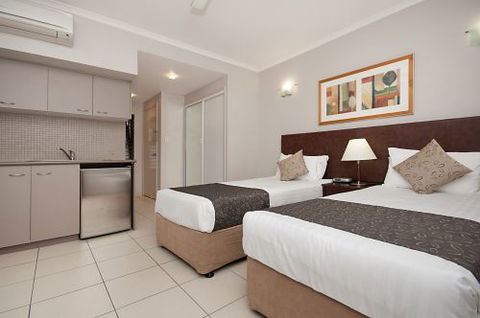 Southern Cross Atrium Apartments - New South Wales Tourism  7