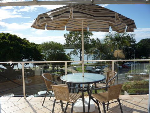 Regatta Riverfront Apartments - New South Wales Tourism  28