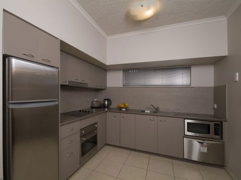 Southern Cross Atrium Apartments - New South Wales Tourism  15