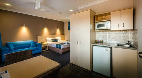 Park Beach Resort Motel - New South Wales Tourism  2