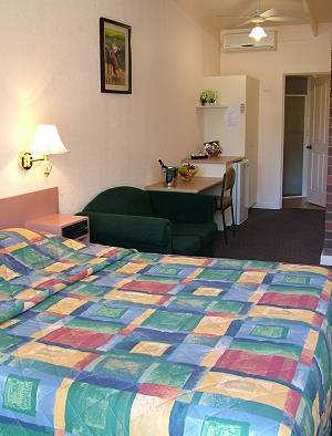 Mid City Motel - New South Wales Tourism  1