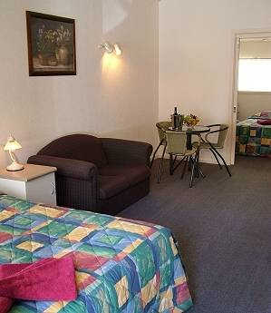 Mid City Motel - New South Wales Tourism  3