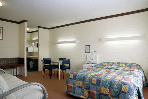 Midtown Motor Inn - New South Wales Tourism  5