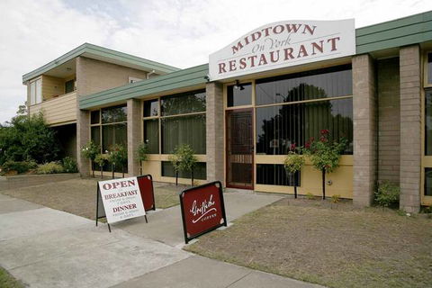 Midtown Motor Inn - New South Wales Tourism  7