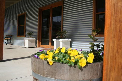 Millthorpe Motel - New South Wales Tourism  2