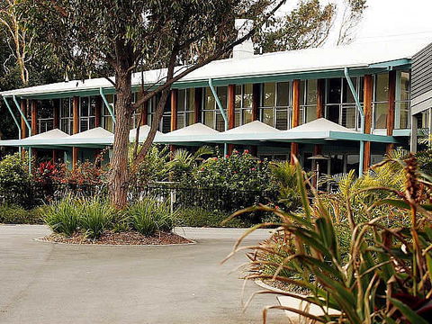 Mobys Beachside Retreat - New South Wales Tourism  2