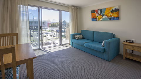 Mollymook Shores Motel And Conference Centre - New South Wales Tourism  5