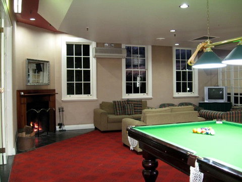 Monte Pio Motor Inn - New South Wales Tourism  1