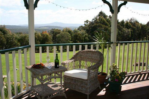 Mt Lindesay View Bed & Breakfast - New South Wales Tourism  0