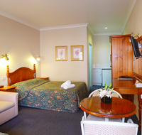New England Motor Inn - New South Wales Tourism 