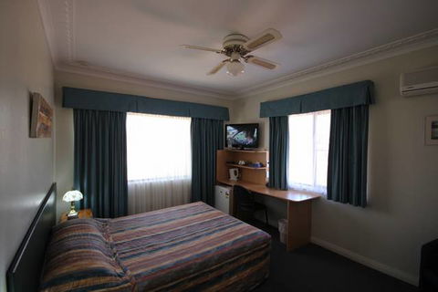 Normandie Inn & Function Centre - New South Wales Tourism  1