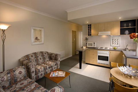 North Melbourne Serviced Apartments - New South Wales Tourism  2