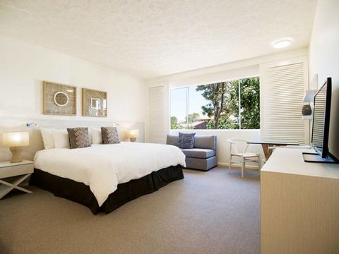 Oaks Oasis - New South Wales Tourism  0