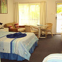 Ocean Park Motel And Holiday Apartments - New South Wales Tourism  1