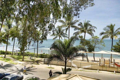 Paradise On The Beach Resort - New South Wales Tourism  2