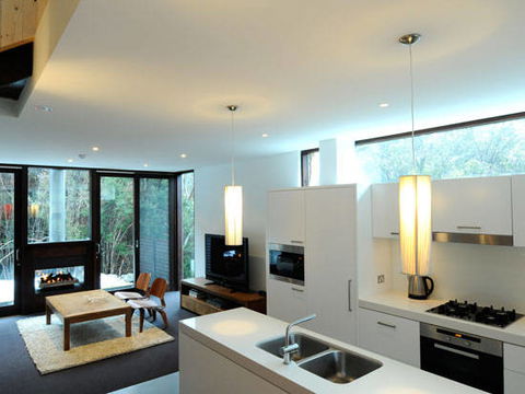 Parallel Apartments - New South Wales Tourism  0
