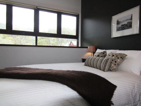 Parallel Apartments - New South Wales Tourism  3