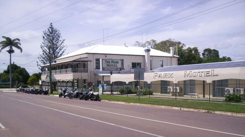Park Hotel Motel - New South Wales Tourism  6