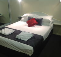 Parkside Motel Ayr - New South Wales Tourism 