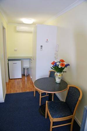 Pelican Motor Inn - New South Wales Tourism  1