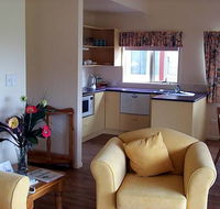 Poinciana Cottages - New South Wales Tourism 