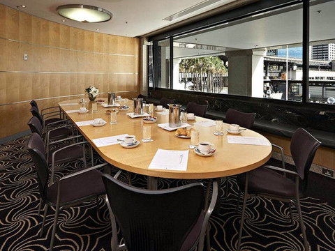Pullman Quay Grand Sydney Harbour - New South Wales Tourism  3