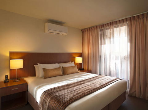 Quest Cheltenham - New South Wales Tourism  2